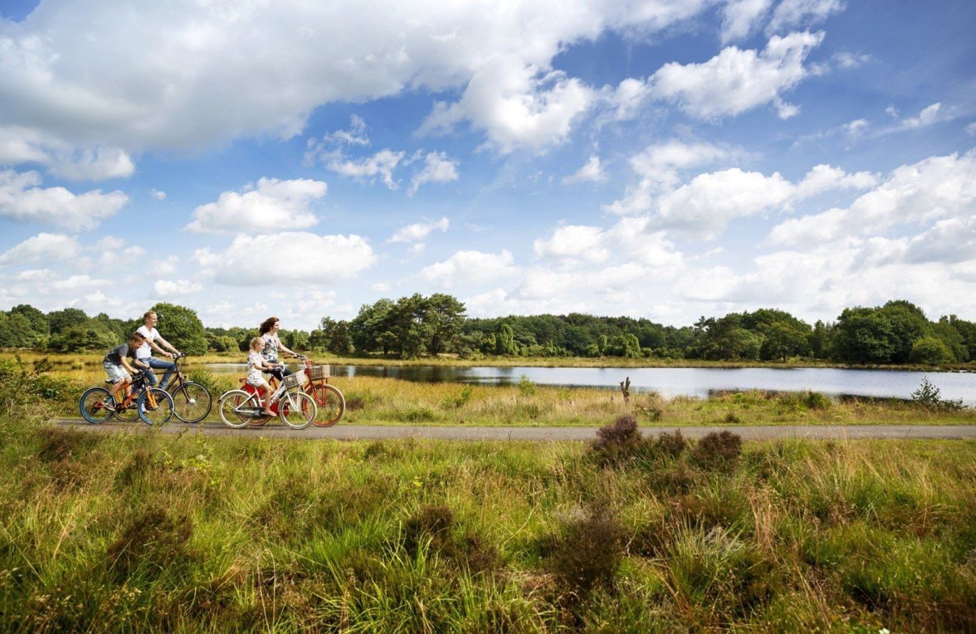 Ferienpark emmen familie fahrrad